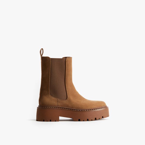 Chunky Chelsea Boots