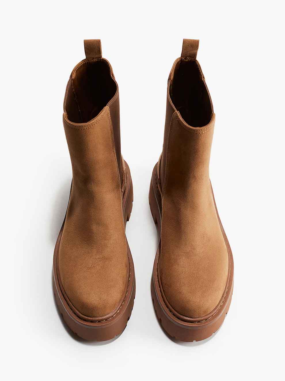 Chunky Chelsea Boots