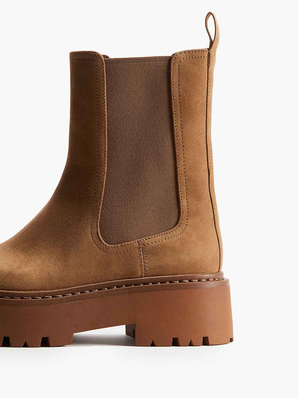 Chunky Chelsea Boots