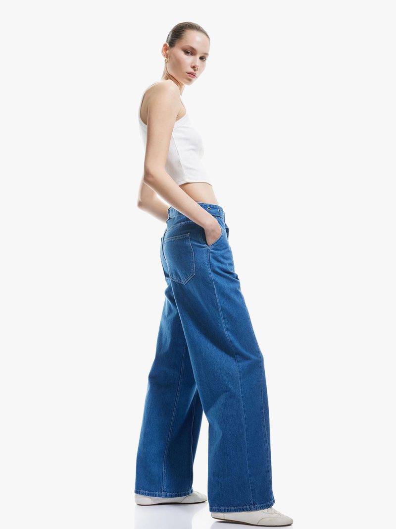 Pleated_Wide_Leg_Jeans_1b